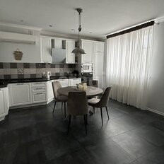 Квартира 144 м², 3-комнатная - изображение 1