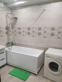 70 м², 3-комнатная квартира 2 900 ₽ в сутки - изображение 6