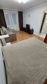 27 м², 1-комнатная квартира 2 500 ₽ в сутки - изображение 102