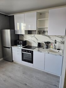 35 м², 1-комнатная квартира 2 500 ₽ в сутки - изображение 126