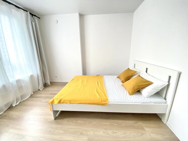 70 м², 3-комнатная квартира 4 100 ₽ в сутки - изображение 83