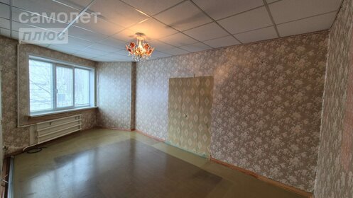 Купить квартиру-студию с высокими потолками в Энгельсе - изображение 12