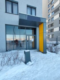 Купить трехкомнатную квартиру до 5 млн рублей в Апатитах - изображение 7