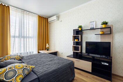 55 м², 1-комнатная квартира 2 500 ₽ в сутки - изображение 62