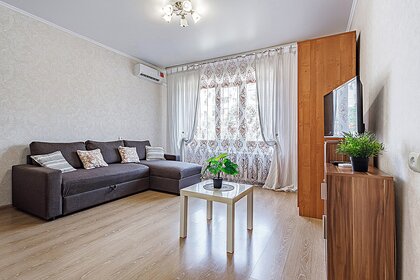 45 м², 1-комнатная квартира 2 090 ₽ в сутки - изображение 89