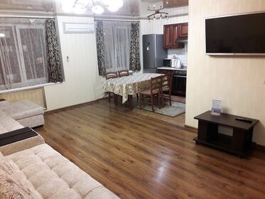 64 м², 2-комнатная квартира 2 700 ₽ в сутки - изображение 32