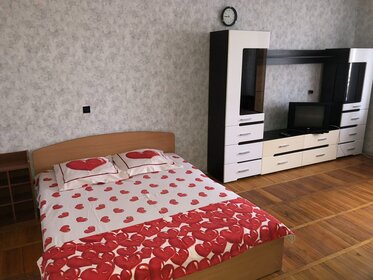 32 м², 1-комнатная квартира 1 200 ₽ в сутки - изображение 46