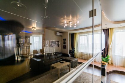 70 м², 3-комнатная квартира 3 000 ₽ в сутки - изображение 50