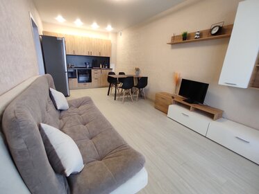 53 м², 2-комнатная квартира 2 300 ₽ в сутки - изображение 48
