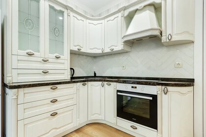 55 м², 2-комнатная квартира 3 290 ₽ в сутки - изображение 16