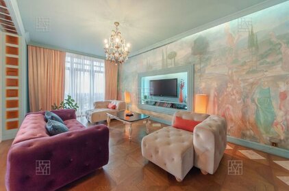 Купить двухкомнатную квартиру с большой кухней и в новостройке в Берёзовском - изображение 1