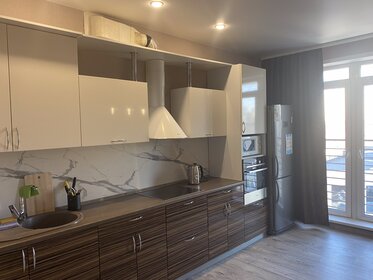 80 м², 2-комнатная квартира 6 500 ₽ в сутки - изображение 62