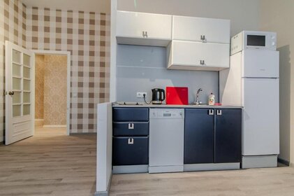 84 м², 3-комнатная квартира 4 990 ₽ в сутки - изображение 90