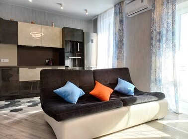 45 м², 1-комнатная квартира 3 300 ₽ в сутки - изображение 88