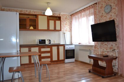 45 м², 1-комнатная квартира 2 200 ₽ в сутки - изображение 101