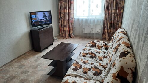 62 м², 2-комнатная квартира 2 700 ₽ в сутки - изображение 26