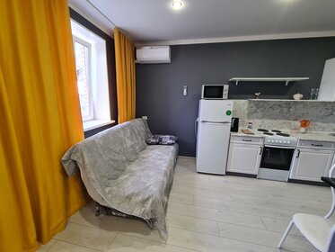 45 м², 1-комнатная квартира 2 500 ₽ в сутки - изображение 47