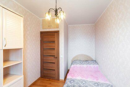 68 м², 2-комнатная квартира 2 150 ₽ в сутки - изображение 35