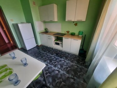 45 м², 2-комнатная квартира 2 800 ₽ в сутки - изображение 37