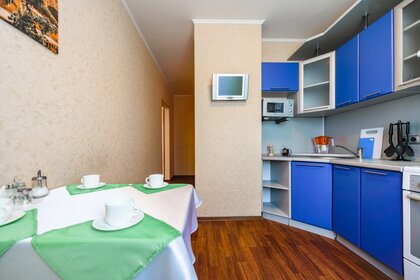 72 м², 2-комнатная квартира 3 690 ₽ в сутки - изображение 54