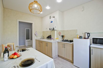 57 м², 2-комнатная квартира 3 000 ₽ в сутки - изображение 40