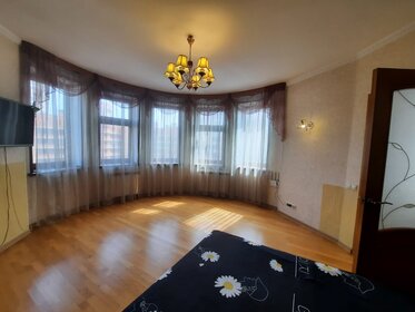 60 м², 2-комнатная квартира 3 700 ₽ в сутки - изображение 42