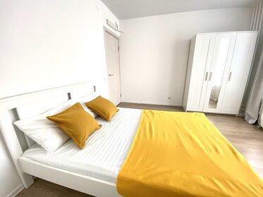 80 м², 3-комнатная квартира 3 400 ₽ в сутки - изображение 87