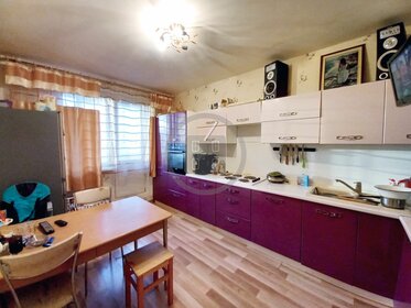 Купить двухкомнатную квартиру с большой кухней на улице Костикова в Москве - изображение 2