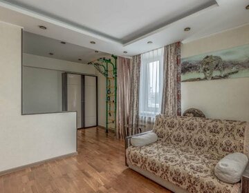 30 м², 1-комнатная квартира 2 200 ₽ в сутки - изображение 102