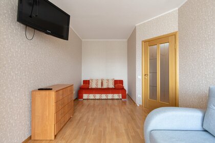 32,4 м², 1-комнатная квартира 2 800 ₽ в сутки - изображение 68