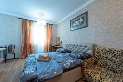 42 м², 1-комнатная квартира 2 200 ₽ в сутки - изображение 95