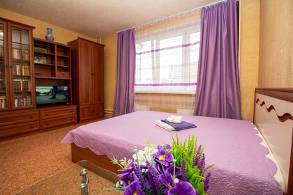 35 м², 1-комнатная квартира 3 400 ₽ в сутки - изображение 60