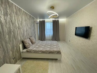 55 м², 1-комнатная квартира 5 500 ₽ в сутки - изображение 71