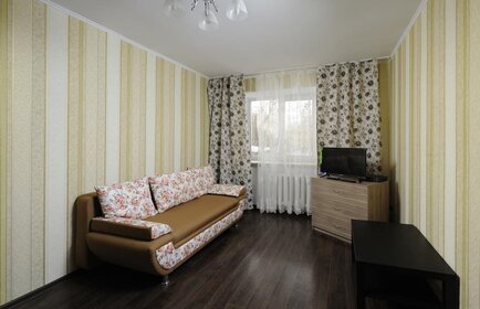 30 м², 1-комнатная квартира 1 600 ₽ в сутки - изображение 48