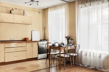 80 м², 3-комнатная квартира 4 490 ₽ в сутки - изображение 73