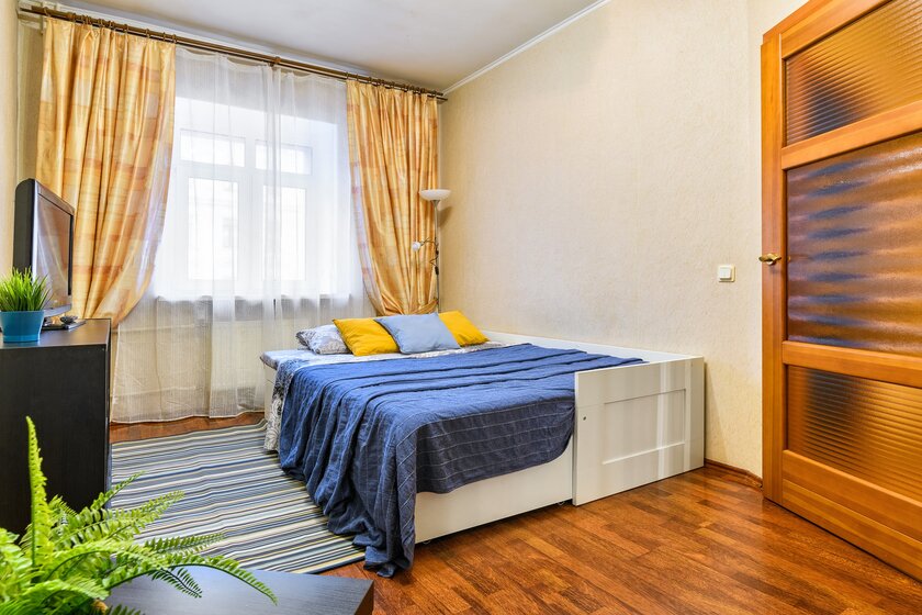 40 м², 1-комнатная квартира 3 990 ₽ в сутки - изображение 1