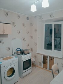 32 м², 1-комнатная квартира 1 600 ₽ в сутки - изображение 23