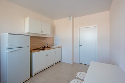 42 м², 2-комнатная квартира 2 700 ₽ в сутки - изображение 38