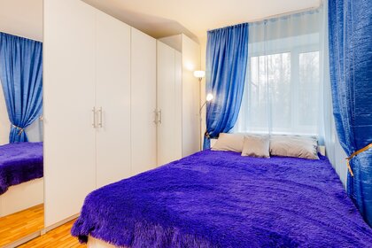 42 м², 1-комнатная квартира 2 800 ₽ в сутки - изображение 48