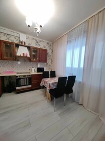 42 м², 1-комнатная квартира 2 500 ₽ в сутки - изображение 83