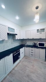 70 м², 2-комнатная квартира 3 500 ₽ в сутки - изображение 67