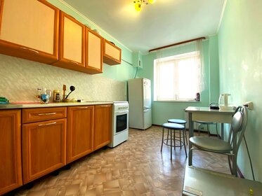 Купить квартиру без отделки или требует ремонта на улице Лисичанская в Санкт-Петербурге - изображение 1