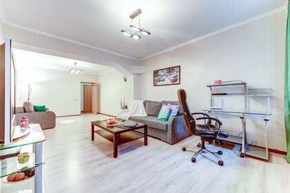 70 м², 2-комнатная квартира 5 000 ₽ в сутки - изображение 50