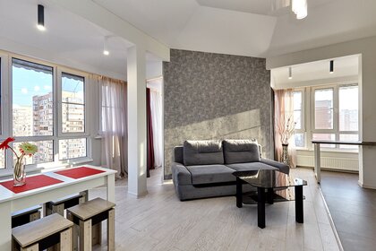 65 м², 2-комнатная квартира 3 500 ₽ в сутки - изображение 71