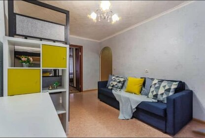 60 м², 2-комнатная квартира 2 800 ₽ в сутки - изображение 57