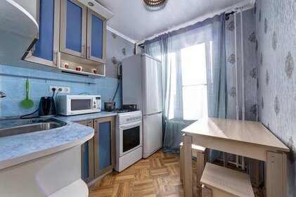 30 м², квартира-студия 3 600 ₽ в сутки - изображение 70