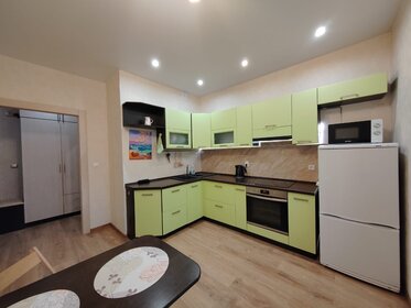 35 м², 1-комнатная квартира 1 700 ₽ в сутки - изображение 116