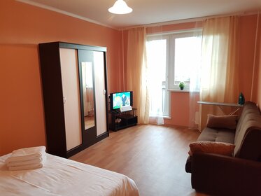 25 м², 1-комнатная квартира 2 200 ₽ в сутки - изображение 70