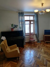 42 м², 1-комнатная квартира 2 500 ₽ в сутки - изображение 95