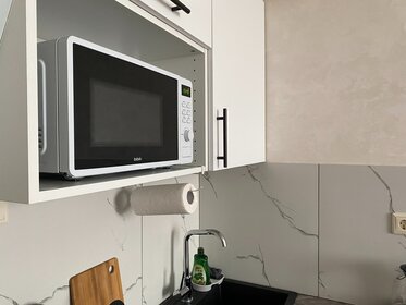 30 м², квартира-студия 2 700 ₽ в сутки - изображение 60